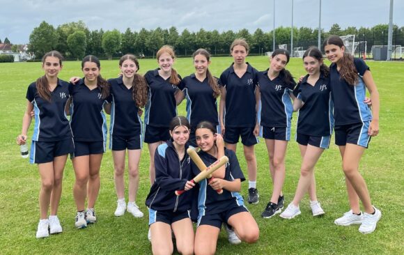 Year 8 Girls Rounders Team Pipped to the Post